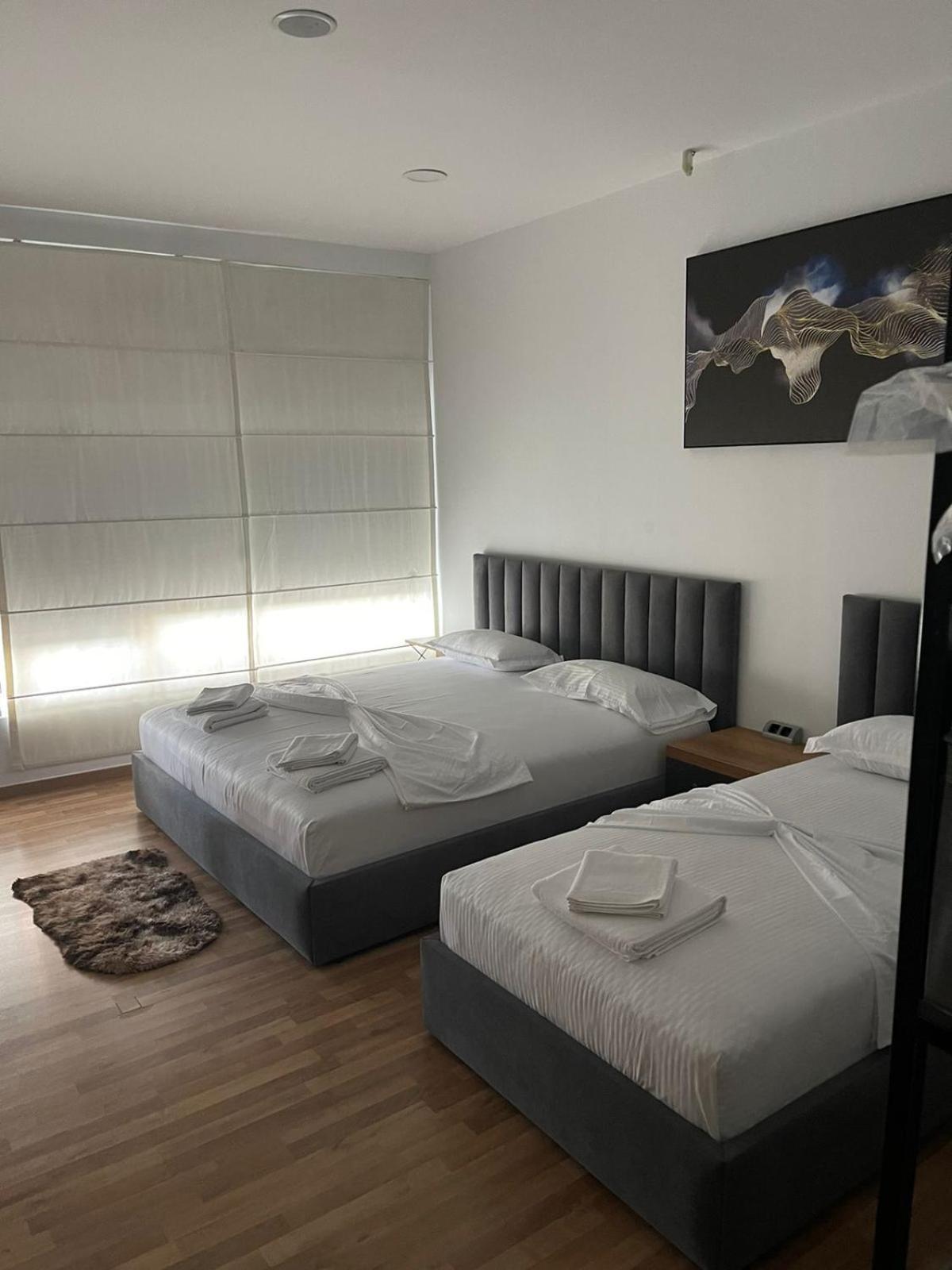 Aries Apartments Sarande Exterior photo